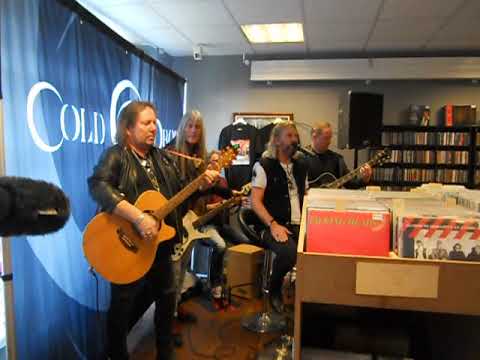 Cold Drop - Sweet Lucille - live - acoustic - 2023