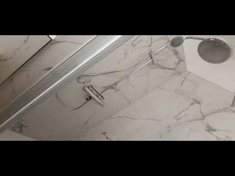 Frisch modernisiertes Badezimmer in unserem Strandapartment in Villa Strandidyll in Binz