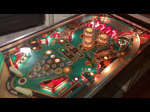 Bally Eight Ball Pinball 4K