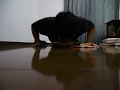 300 Push ups(2 reps tempo) 腕立て伏せ300回(2回ずつ)