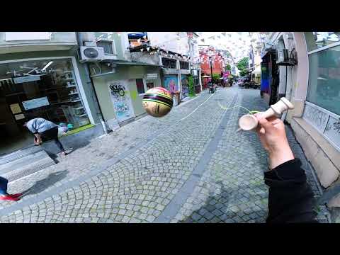 Sesh with a fresh Bonz Atron pro mod @_vakito_14