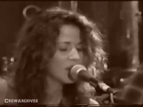 Sheryl Crow - "Love is a Good Thing" - Live at the Hard Rock in Singapore