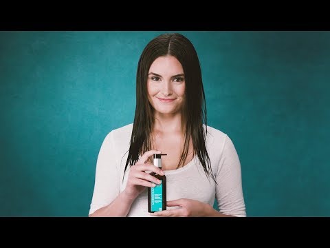 Condition, Style and Refresh Hair with Moroccanoil Treatment