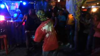preview picture of video 'Dançarino (a) arraza em São Miguel das Matas - BA'