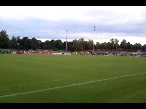 FC Bayern München gegen den VfL Wolfsburg, 4 gegen 4 plus 2