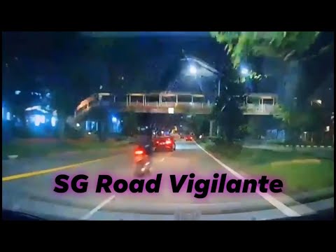 5dec2021  Hougang ave 3 Reckless honda cb400 rider hit and run on taxi