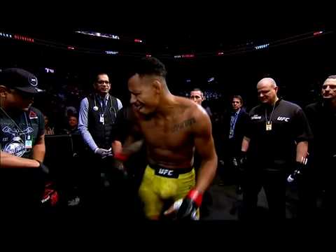 Alex Oliveira Walkout Music,   Who knows the name of it and artist