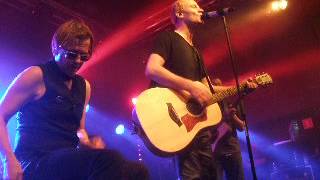 Neljä Ruusua - Juppihippipunkkari @ Himos Areena 17.11.2012