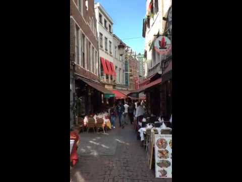 Grand Place, Rue de Boucher, Jeanneke Pis