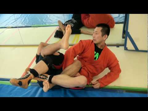 サンボ　キーロック式膝固め　どこが痛い？　SAMBO　Самбо