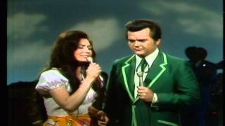 Legends 2   15 Easy Lovin&#39;   Conway Twitty &amp; Loretta Lynn