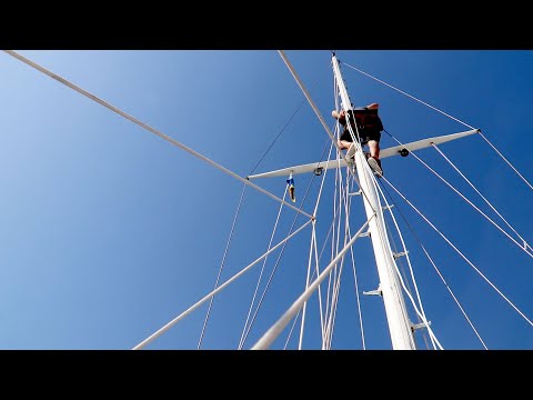 Ep 174 | Toilet Attention, a Hoist Up the Mast and the Start of the Sail Around Australia