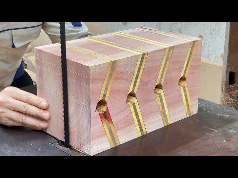 The Most Spectacular Performance Of The Craftsman On The Wood Lathe // Unique Wood Jigsaw Technique