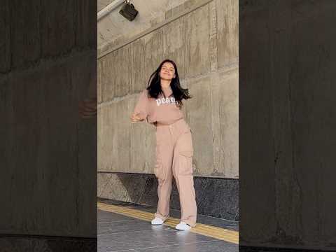 Fav song❤️ #dance #samriti01 #dancevideo #dancer #danceshorts