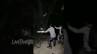 Download lagu Ngeri Aw Penampakan#trending #lucu #comedy #fyp #tiktok #shorts mp3