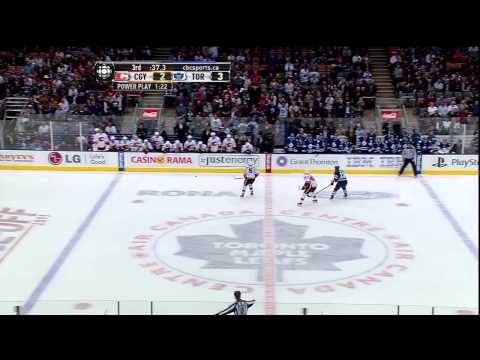 Last Minute of the Third - Flames vs Leafs - Oct 15th 2011 (HD)