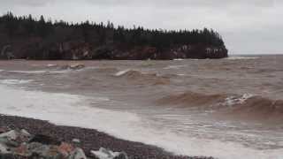 preview picture of video 'Storm Waves on Macs Beach, St. Martins, New Brunswick'