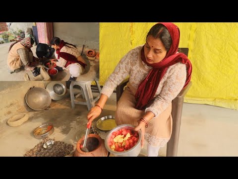 ठंडी हवा की वजह से चिंकी की तबियत हुई खराब🌸winter special handi ke gajar aur matar |Pal Family Vlogs