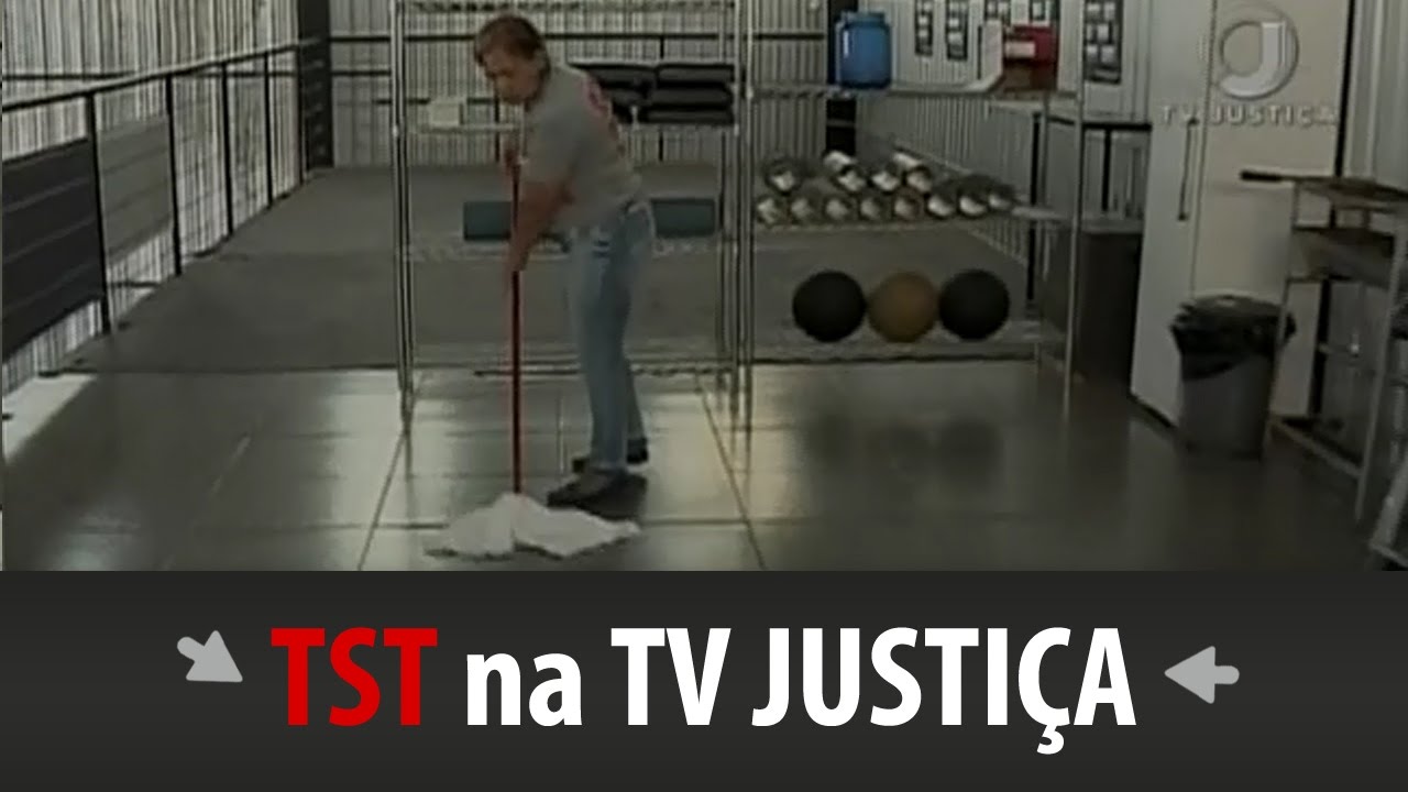 Faxineira que trabalhava duas vezes por semana obtém vínculo de emprego com loja