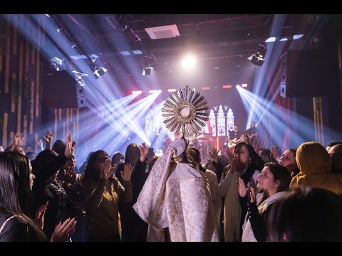 “A Ele a Glória” | Ao Vivo – Banda Lírios do Vale feat. Laís Soares