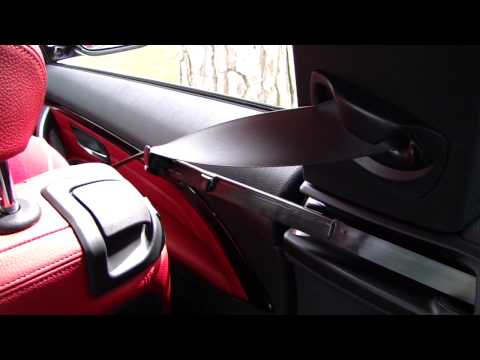 BMW Serie 4 Coupé. Modelo 2013. Cinturón de seguridad plazas delanteras