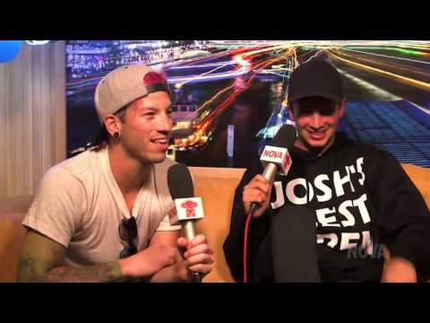 Twenty One Pilots TØP talk about Fan Fiction