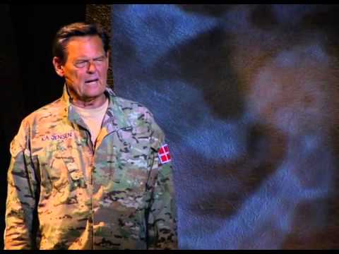 Cirkusrevyen 2013 - Vi lukker og slukker