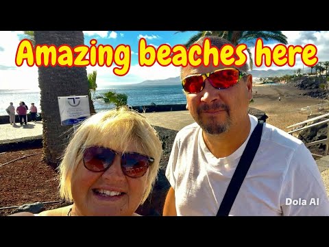 Playa Grande in Puerto del Carmen ☀️ Calm Alcoves or Busy Beach Madness? 🤔