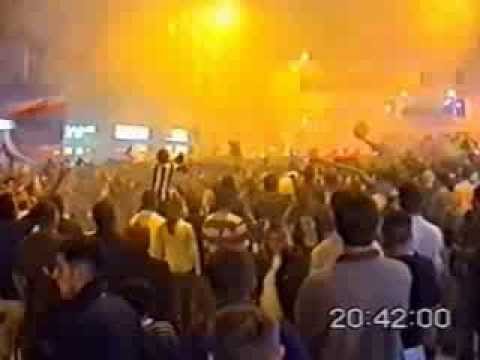 Željezničar  i Manijaci 2001 godina proslava duple krune  Vječna vatra