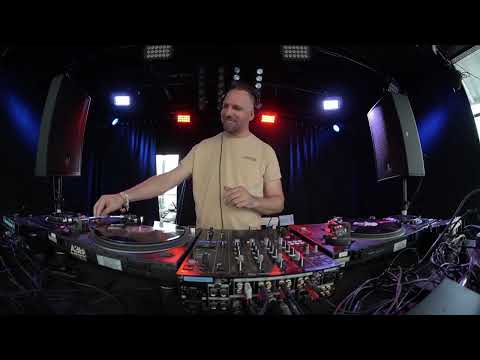 Isu | Lick The Click! Sunburst x Alkotótábor After w/Pablo Bolivar | 05.08.2023