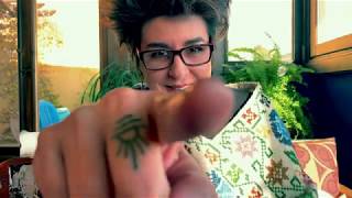 Adoro Music Video
