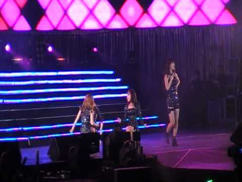 Miss A - Breathe - K-POP GIRLS IN LOVE' LIVE IN HONG KONG 2011