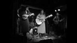 The Be Good Tanyas - It&#39;s Not Happening (Live at The Railway Club)