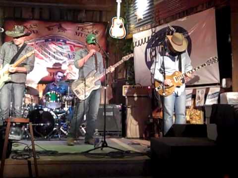 STONEHONEY - LET'S GET AWAY FROM THIS WORLD (DAVE PHENICIE) - LOVE & WAR PLANO TX 4-15-2011