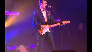 ROCK AROUND WITH OLLIE VEE - BUDDY HOLLY TRIBUTE