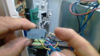 Microondas liga mais não esquenta.