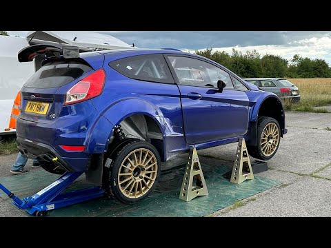Ford Fiesta R5 Rally Car being driven on test day