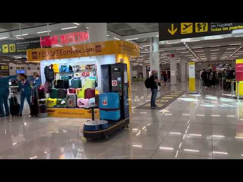 Der Weg zur neuen Sicherheitskontrolle am Flughafen von Mallorca, 07.11.2024