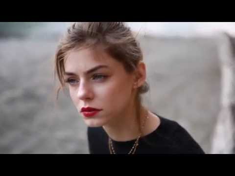 Model Short Video - Christelle