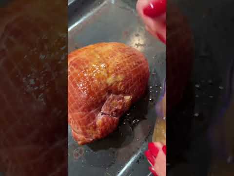 Julbordets viktigaste är julskinkan! 🫶🏼 Så här griljerar du på bästa sätt