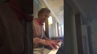 The Entertainer 2023