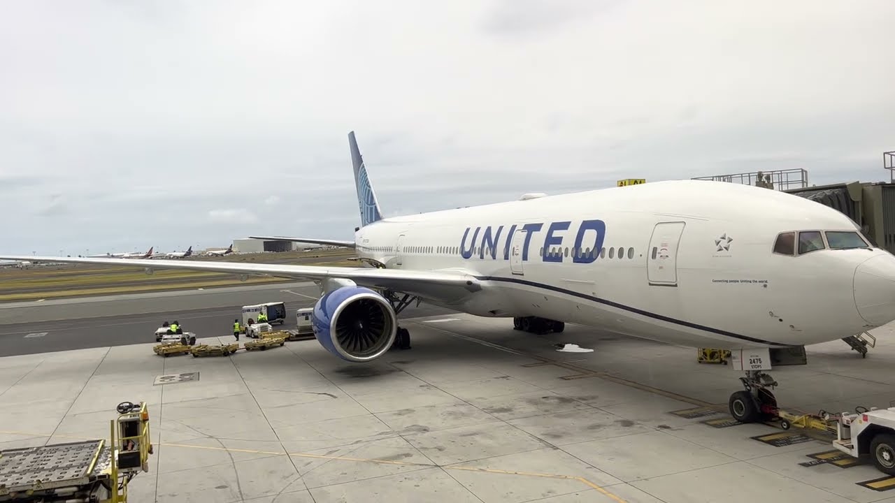 USO Honolulu International Airport thumbnail