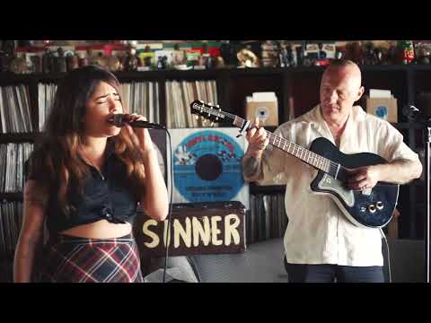 The Reverend Beat-Man & Nicole Izobel Garcia - But I love You. VRA Radio pt.2