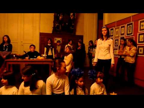 Floare albastră: Copiii recită din Eminescu