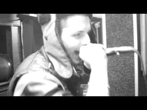 Doul'K ft.FlowD - Free Style ( La Familia )