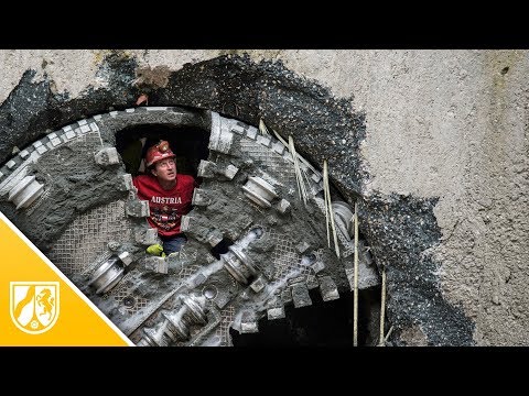 Nach zehn Jahren Bauzeit: Tunnel soll Emscher als Abwasserkanal ablösen