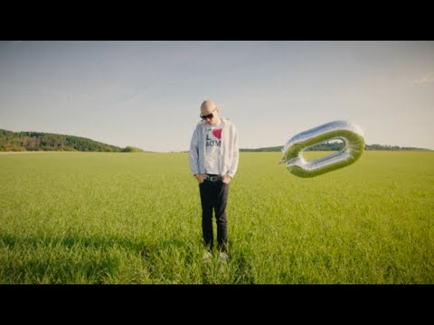 Video thumbnail for raz to vyjde (emo song)