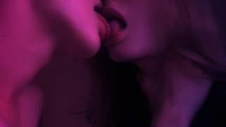 Freaky songs 😈 Intimate playlist: songs I wanna make out to