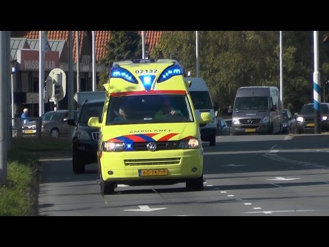 A1, Silverline Ambulance 02-132 Harlingen naar het Medisch Centrum Leeuwarden