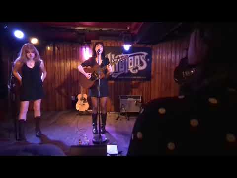 Folk Bitch Trio live at Whelan's, Dublin 22/8/2025